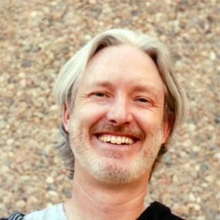 益达娱乐:孩之宝以 1.12 亿美元收购 Backflip Studios 70% 的股份